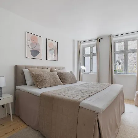 Sanders Main - Popular Two-bedroom Duplex Next To Magical Nyhavn Apartment