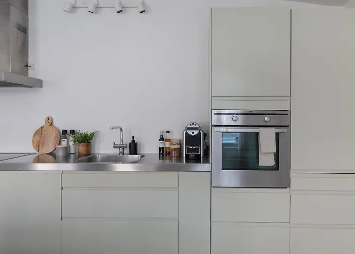 Appartement Main 1 - Cozy 2-bdr In Center Of *