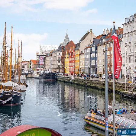 Sanders Main - Popular Two-bedroom Duplex Next To Magical Nyhavn Kopenhagen