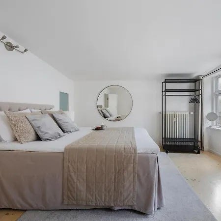 Apartment Sanders Main - Popular Two-bedroom Duplex Next To Magical Nyhavn Kopenhagen